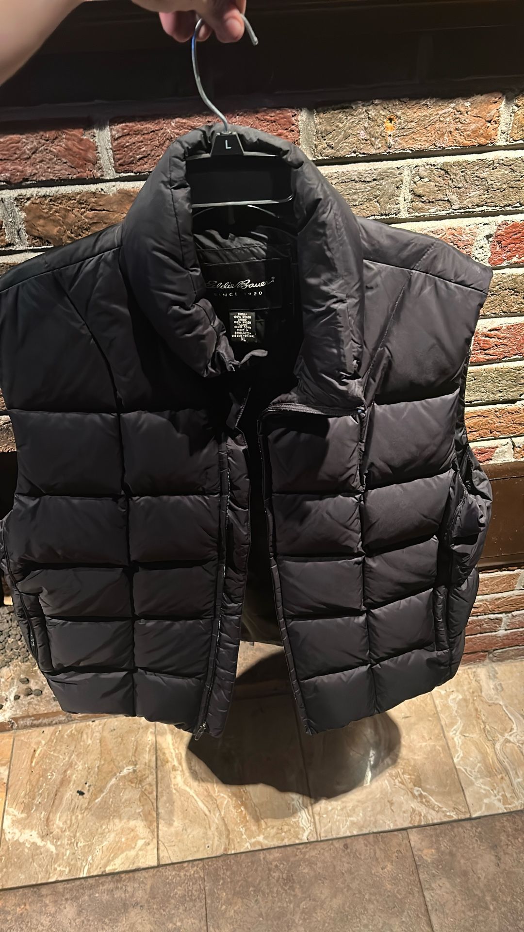 Men’s Eddie Bauer vest XL