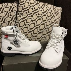  Timberland  Waterproof Boot White 