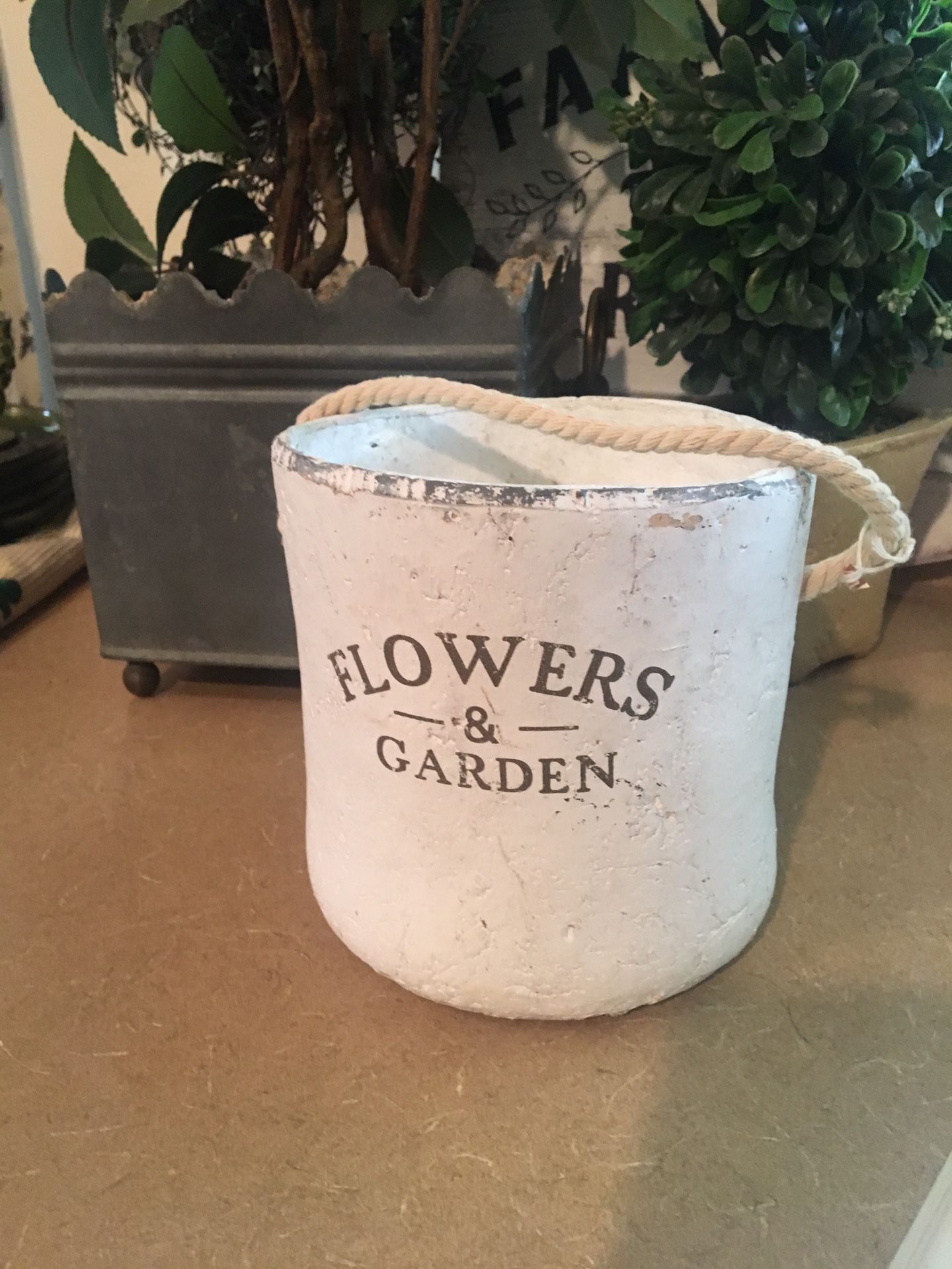 1/2 off —Super cute shabby chic “ flowers” pot