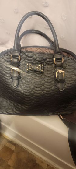 Black bowed satchel.purse