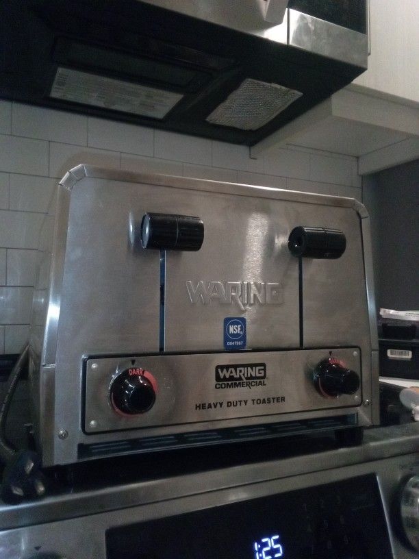 Waring WCT800 Commercial 4-Slot Heavy Duty Toaster – 120V