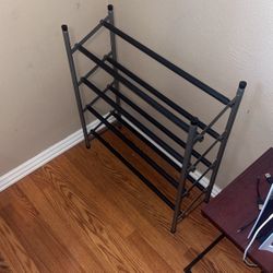 Show Rack Stand