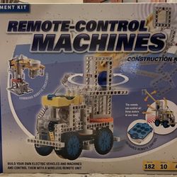 Thames &  Kosmos remote-control machines construction kit