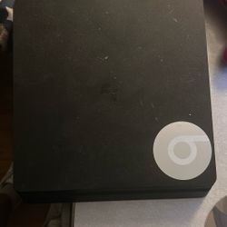 Used PS4 Slim 