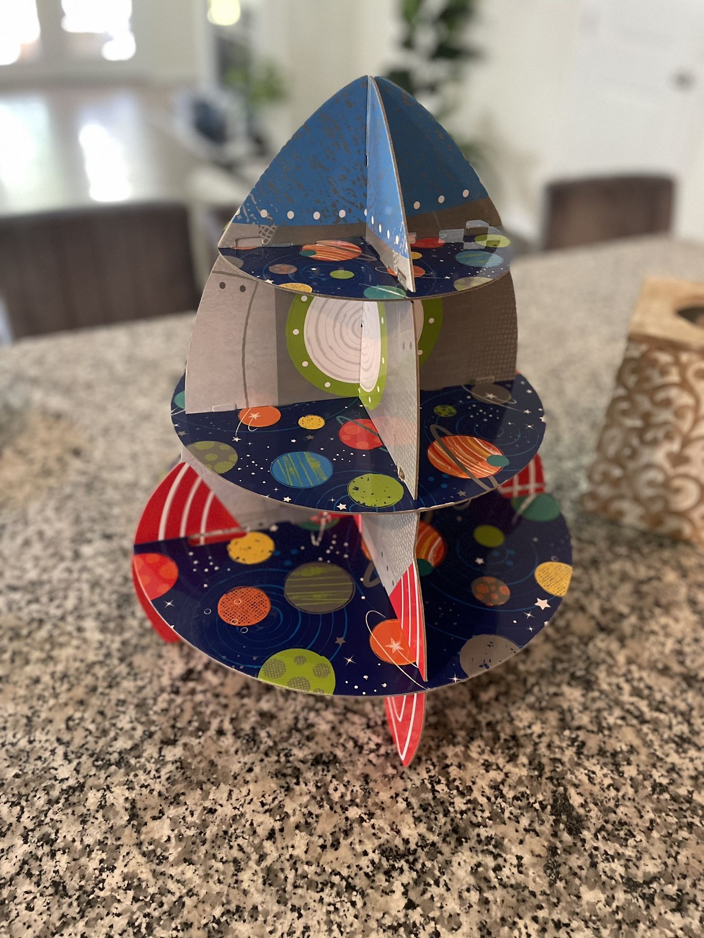 Cake Stand Rocket 