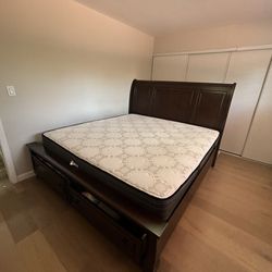 California king Bed with Costco Saily Mattress And Solid wood Dresser With Big Mirror