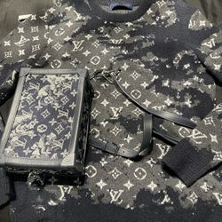 Louis Vuitton Sweater / Bag 