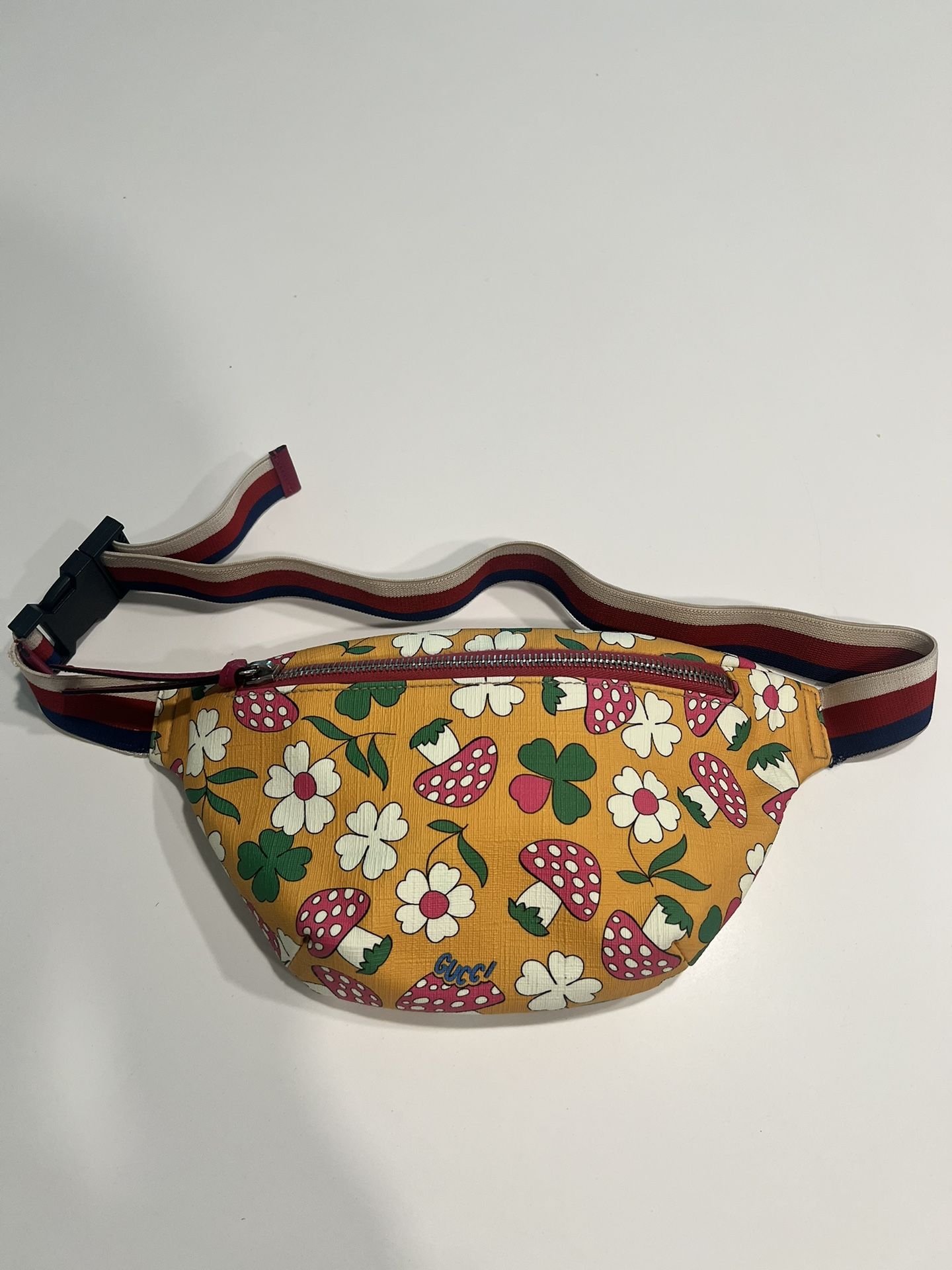 Gucci Fanny Pack (Floral Mushrooms)