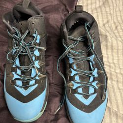 Women / Men Shoes Size 6.5