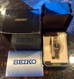 Seiko women's watch gold plated with a diamond