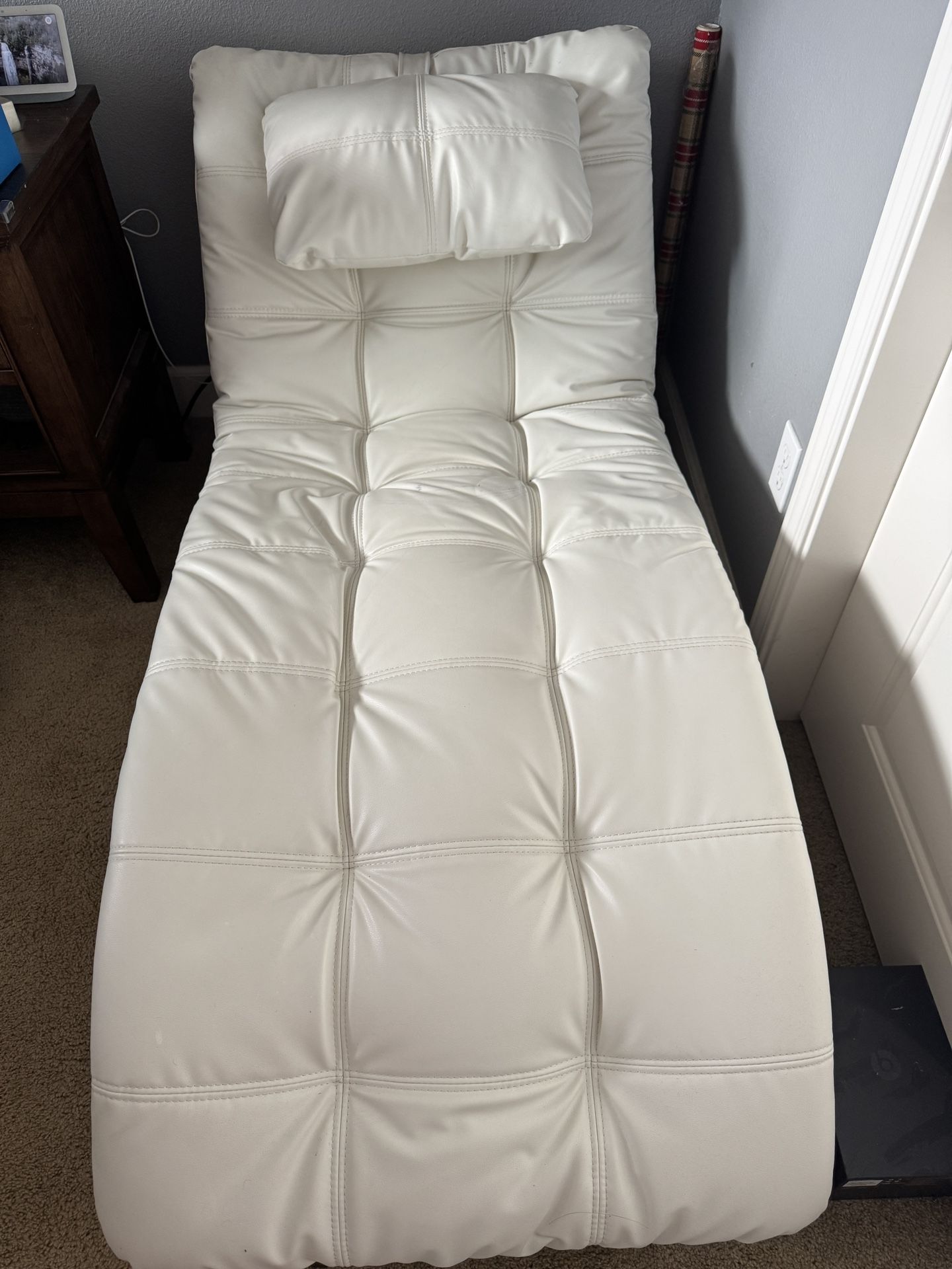 Lounge Chair Indoor- Bedroom Sofa