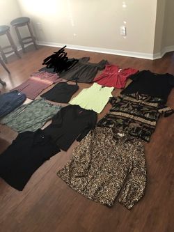 Ladies tops/lot of 12 - size XL