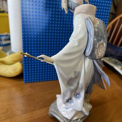 Lladro Figure