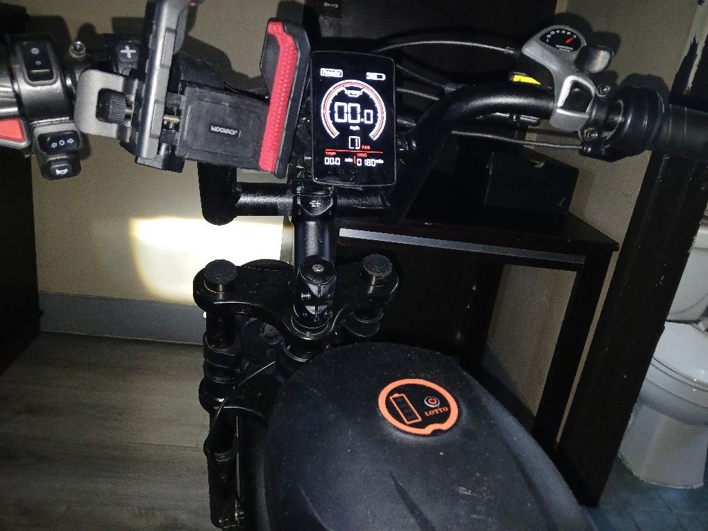 MOVCAN ELECTRIC BIKE