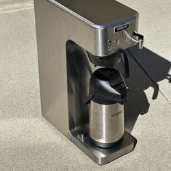 Waring WCM70PAP Airpot Coffee Brewer(like new)