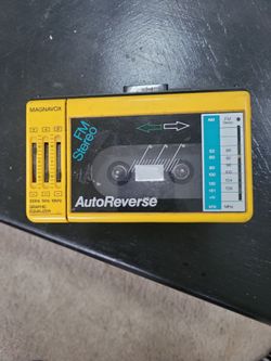 Magnavox FM Stereo Auto Reverse Cassette Player