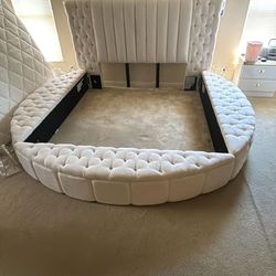 Limited time offer: king and Queen bedframes| Finance and delivery available!