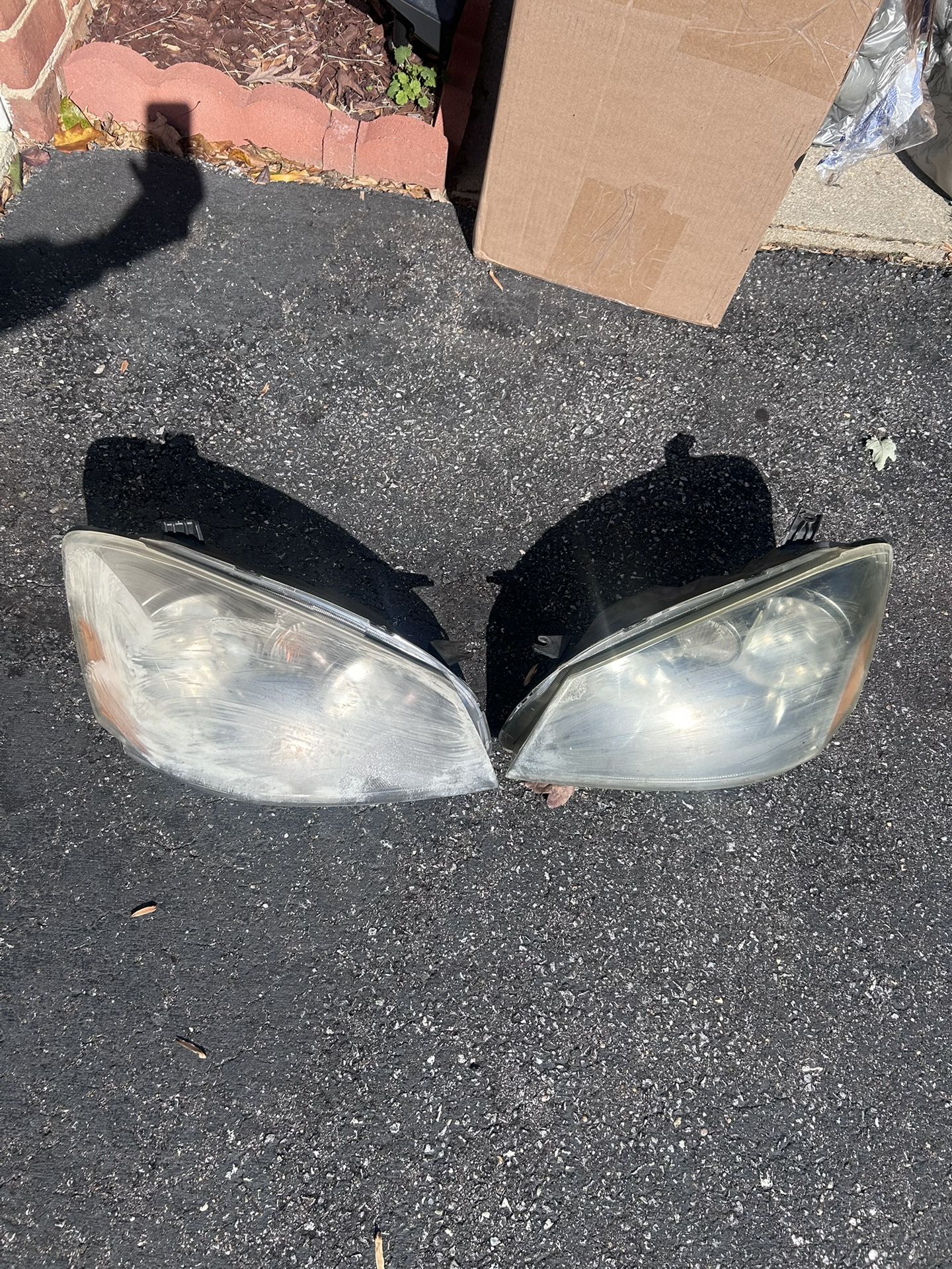 2005 Nissan Altima Headlights