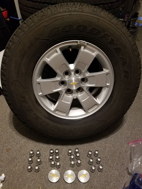 2019 Chevy Colorado tires and wheels 7000 miles for Sale in Pembroke