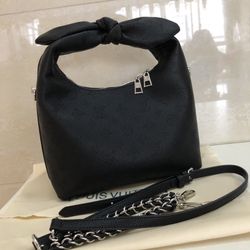 Ladies 𝐋𝐕 𝐥𝐨𝐮𝐢𝐬 𝐯𝐮𝐢𝐭𝐭𝐨𝐧 Bag 