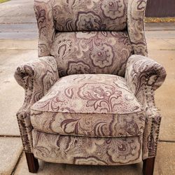 Classic Recliner/Sleeper Priced to Sell