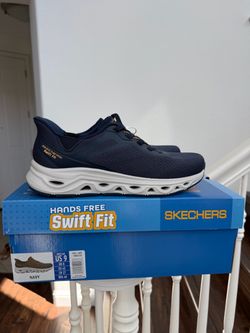 SKECHERS Men’s Sneakers Shoes size 9