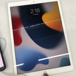 iPad second generation 512 GB of space used 12.9 pro