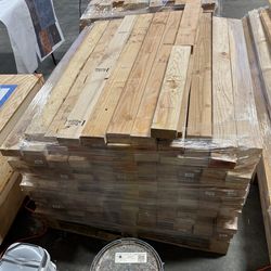 2 x 4 Lumber Pallet (3.5+ Foot)