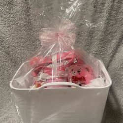 Large Hello kitty Gift Basket