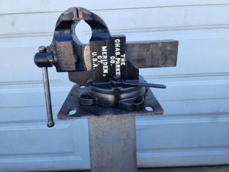 Chas Parker No. 974 Bench Vise