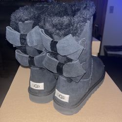 Women’s Ugg Boots Size: 9 BNWT
