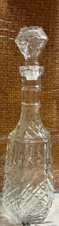 Clear Cut Glass Decanter with Stopper