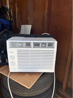Window AC unit