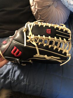 Baseball Glove A2000 12 3/4