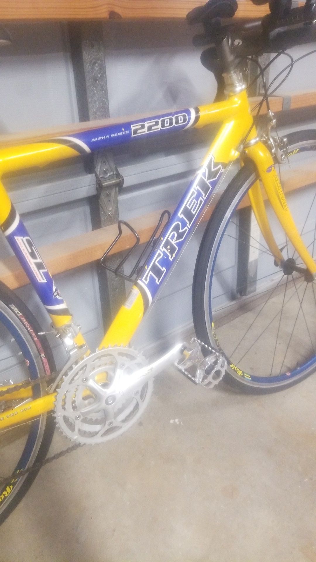Womens 2200sl alpha series trek 29" Frame for Sale in Boca