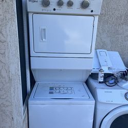 Whirpool Wacher And Electric Dyer Combo 