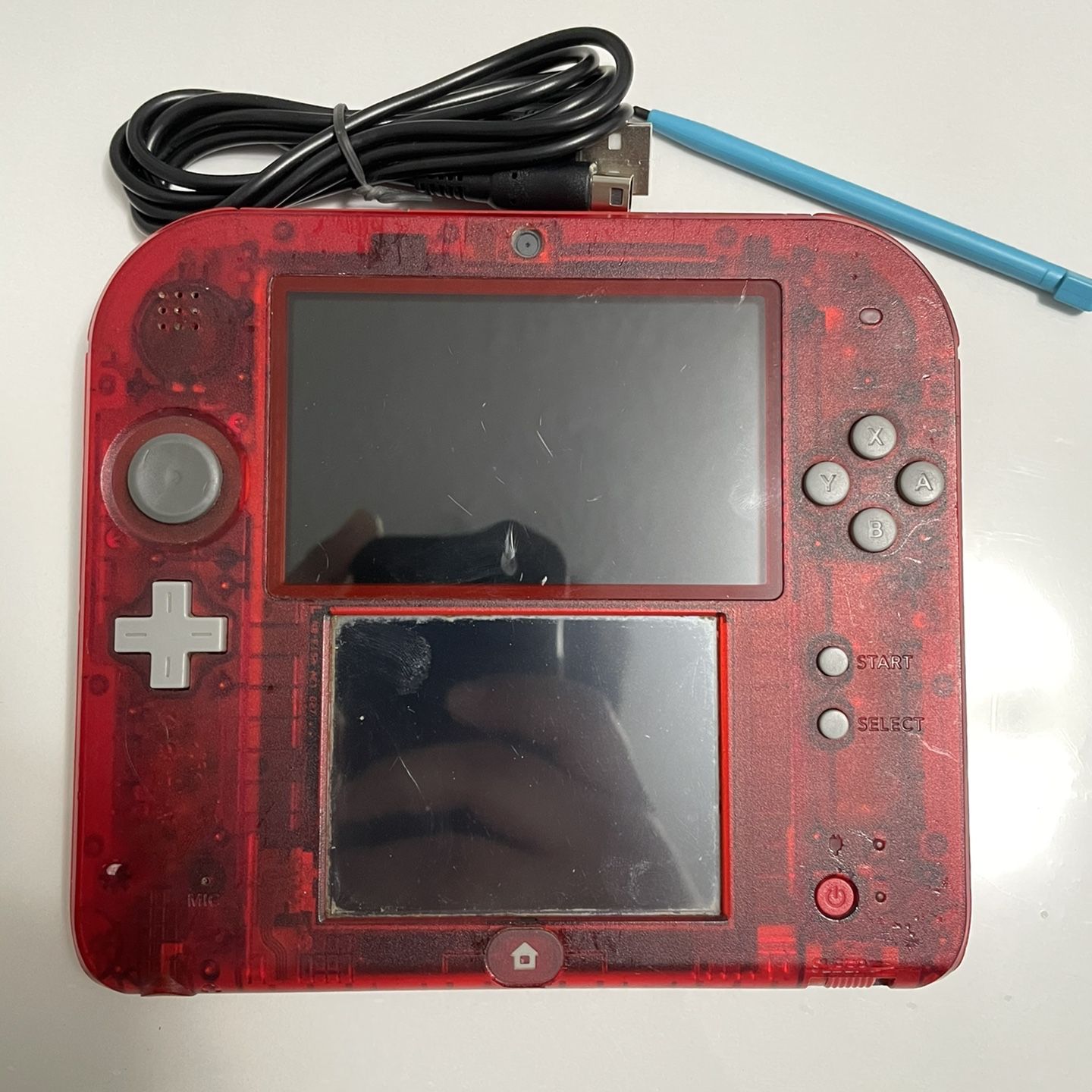 Nintendo 2DS Crystal Red