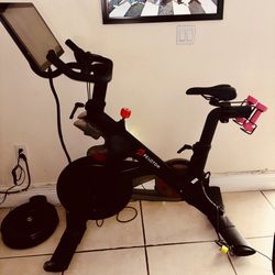 Peloton Bike