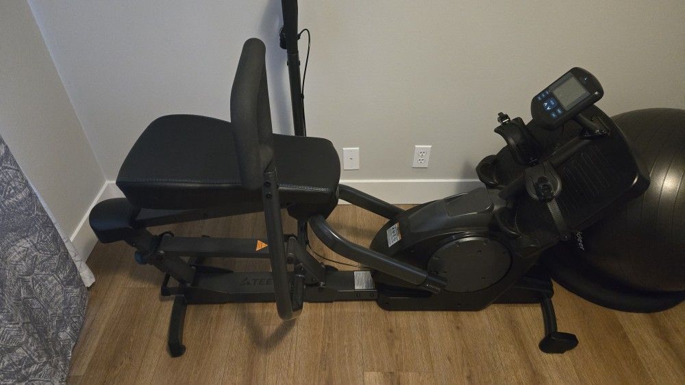 Teeter Power 10 Elliptical Rower