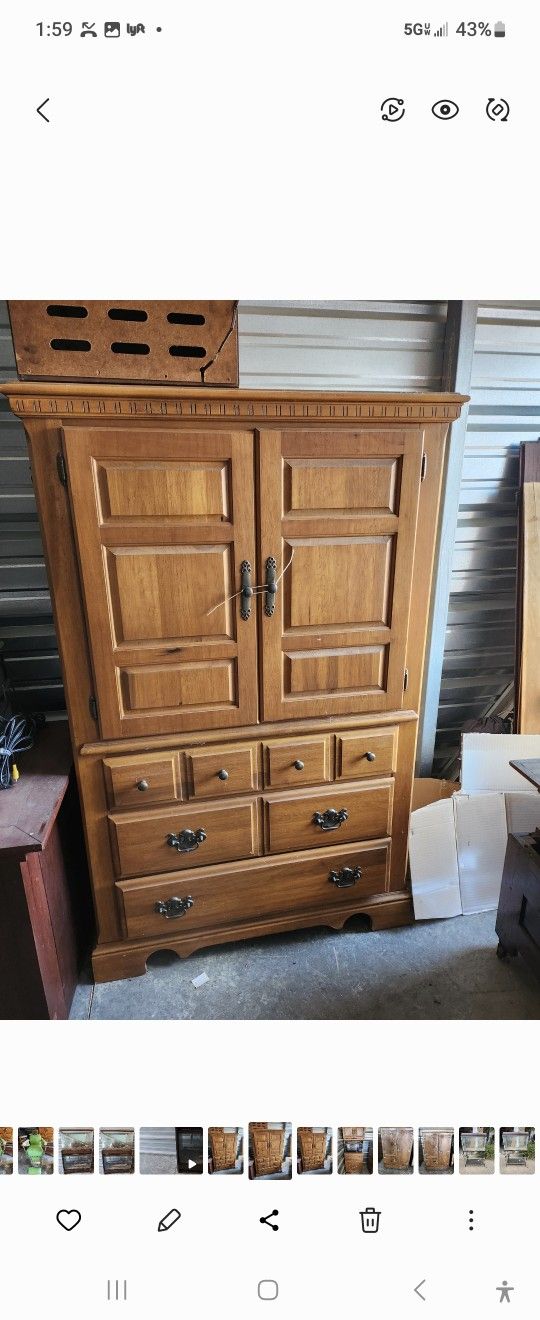 Armoire