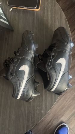 Jordan 1 low cleats