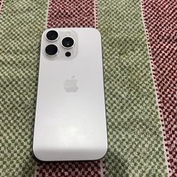 Iphone 16 Pro “White Titanium”(128GB) UNLOCKED 