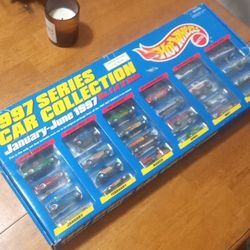 1997 Hot Wheels Car Collection Limited Edition 