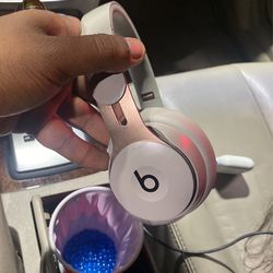 Beats Solo Pro