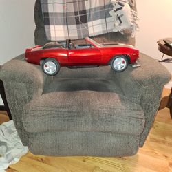 Remote Control 1968 Carmaro Have Control Box, Batteries, And Original Box It Came In PriceNigosable