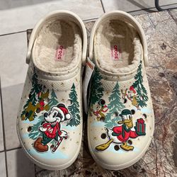 Disney x Crocs Christmas/Holiday Fleece Lined Mickey & Friends Clogs-SZ M9/W11