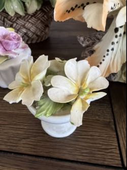 Vintage Royal York Fine Bone China 'March' Yellow Flowers Bouquet - England