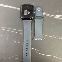Apple Watch Series 7 45mm 32gb Unlocked ID: H2Y6L