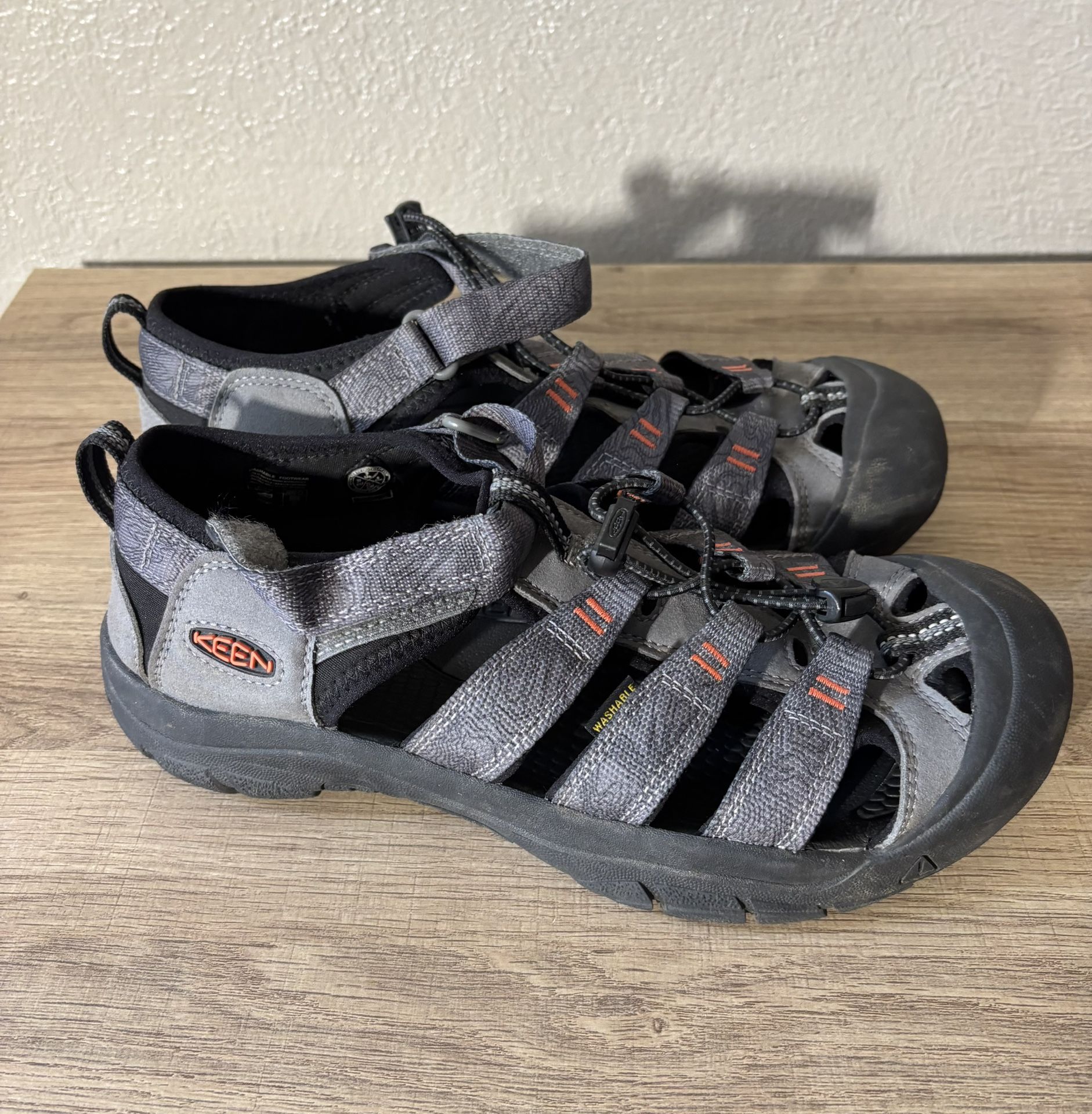 Keen mens Gladiator sandals size 7 … Thornton area
