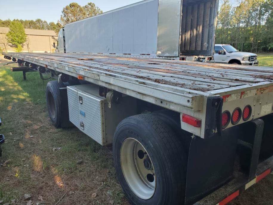 48 ft flatbed trailer